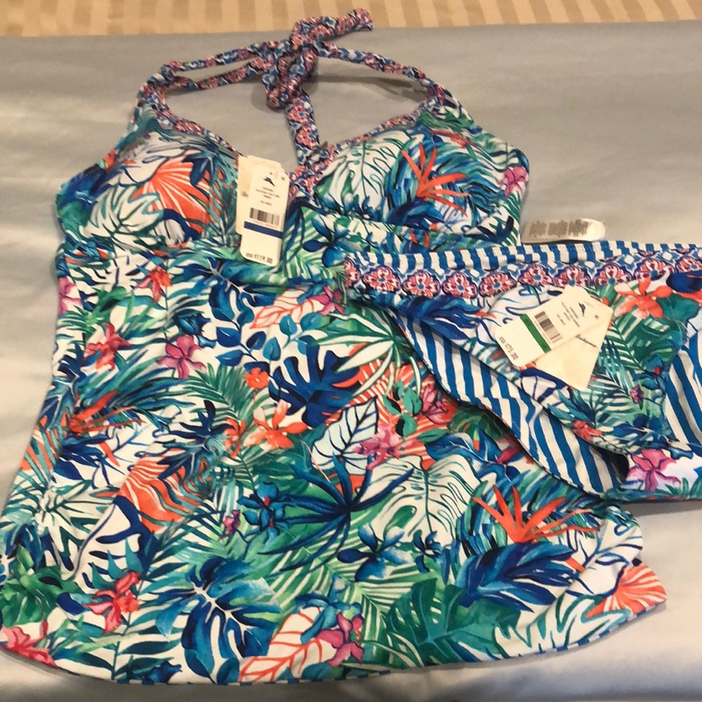 Tommy Bahama reversible tankini bathing suit